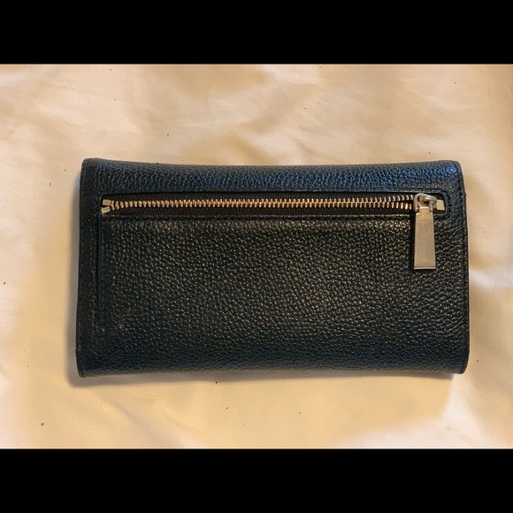 Michael Kors Wallet - Picture 2 of 3